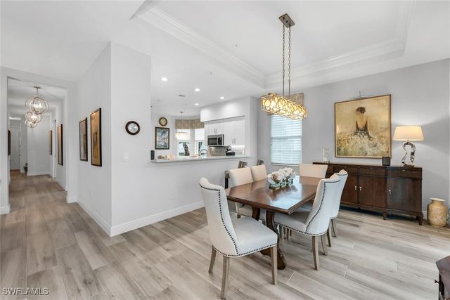 612 El Camino Real 101, Naples, FL 34119