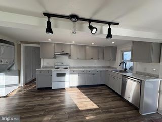 2084A FARMINGTON AVE, Boyertown, PA 19512