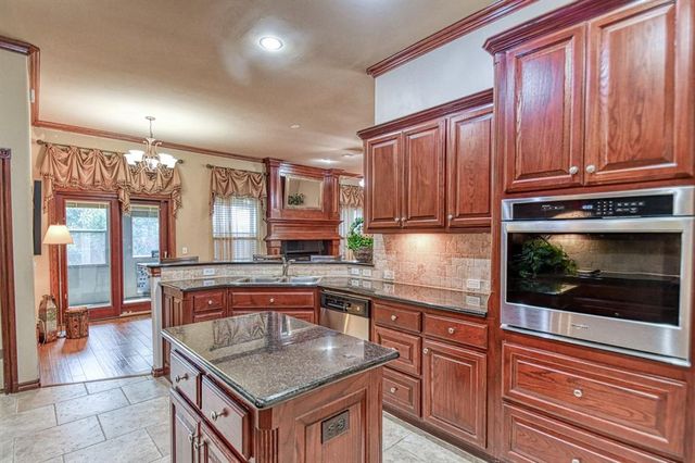 3013 Ladybank Lane, Norman, OK 73072