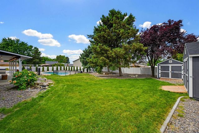 11800 W Reutzel Dr, Boise, ID 83709