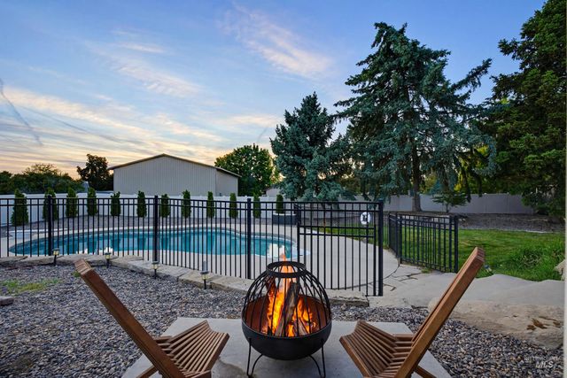 11800 W Reutzel Dr, Boise, ID 83709