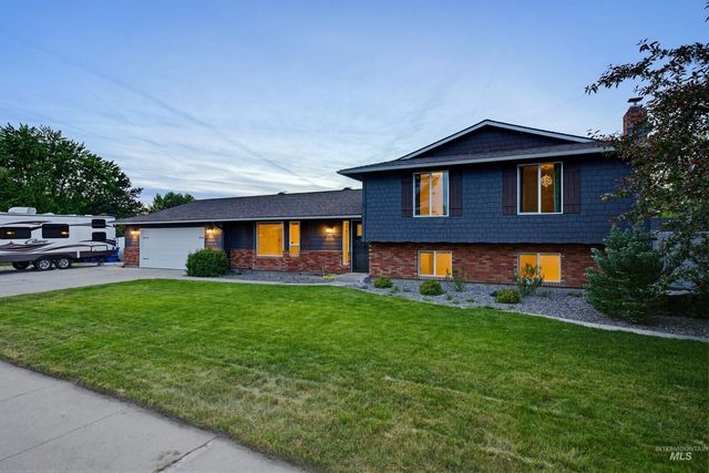 11800 W Reutzel Dr, Boise, ID 83709