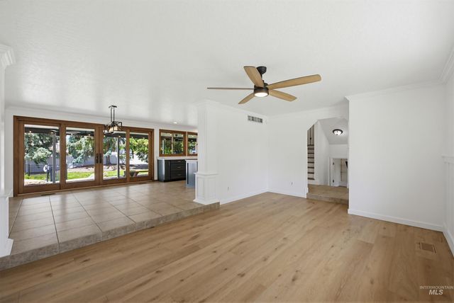 11800 W Reutzel Dr, Boise, ID 83709