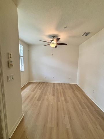 767 MILLBRAE Court 2, West Palm Beach, FL 33401