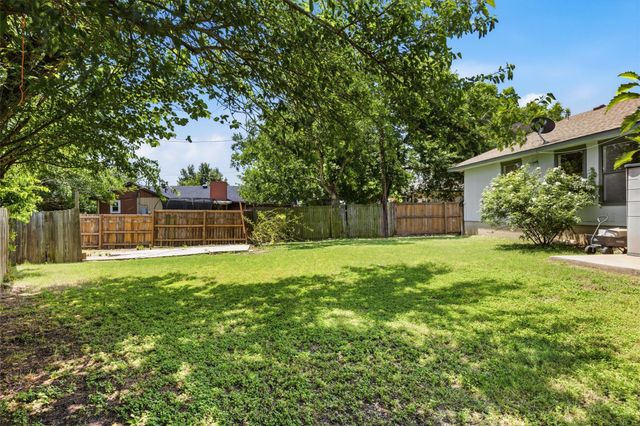 2702 Julie CV, Taylor, TX 76574