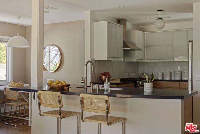 4210 Palmero Drive, Los Angeles, CA 90065