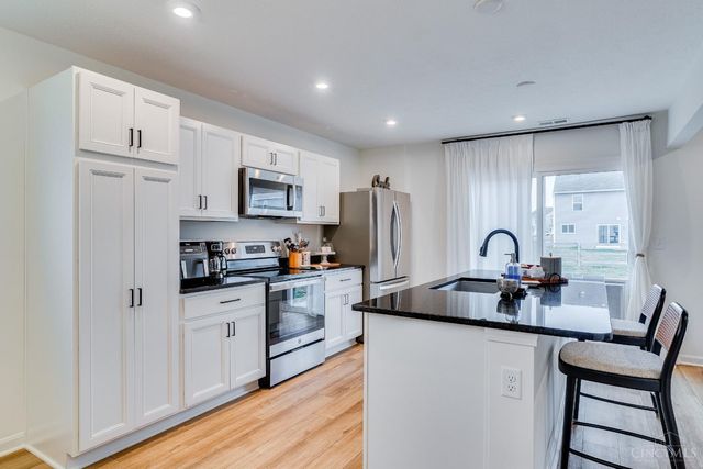 3405 Dewdrop Way, Batavia, OH 45103