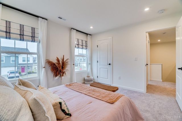 3405 Dewdrop Way, Batavia, OH 45103