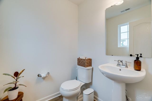 3405 Dewdrop Way, Batavia, OH 45103