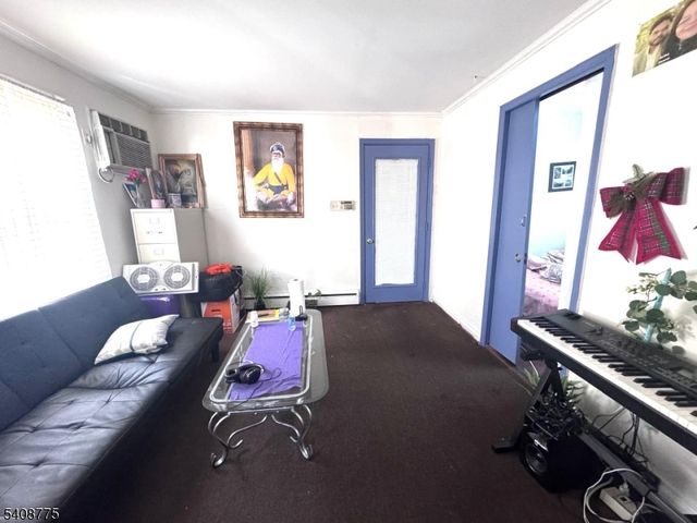 28 Silzer Ave, Woodbridge Twp., NJ 08830