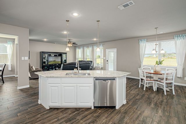 107 Cedar Elm Lane, Nevada, TX 75173