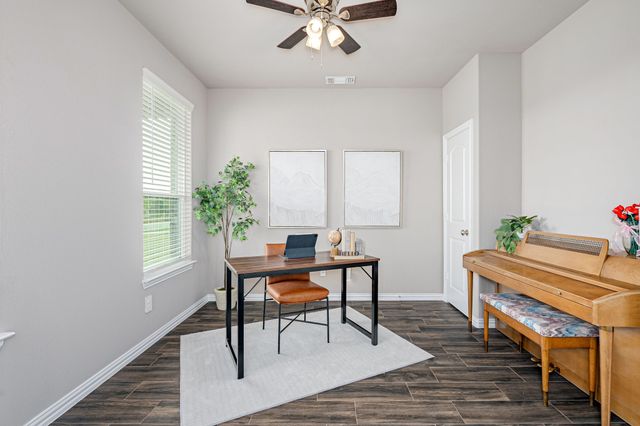 107 Cedar Elm Lane, Nevada, TX 75173