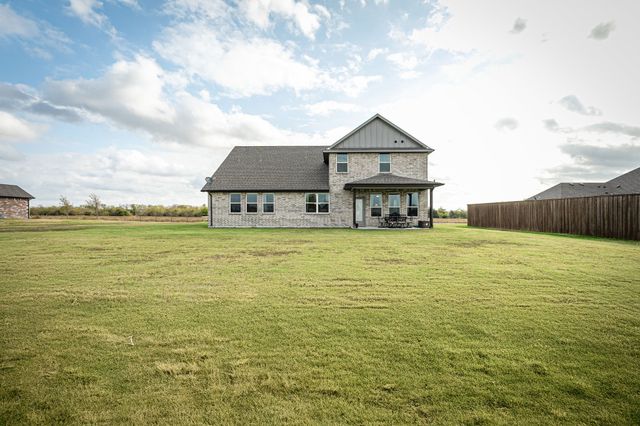 107 Cedar Elm Lane, Nevada, TX 75173