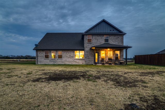 107 Cedar Elm Lane, Nevada, TX 75173