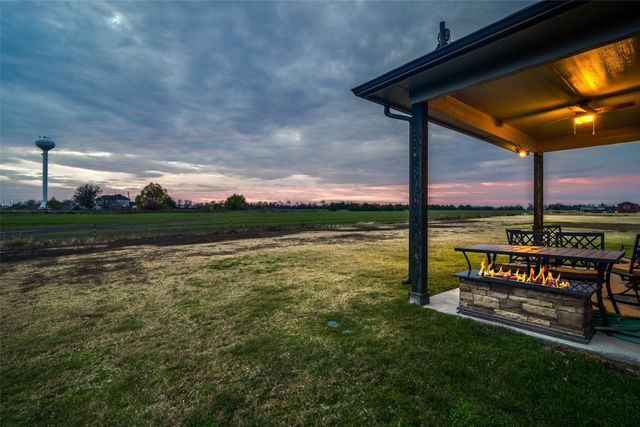 107 Cedar Elm Lane, Nevada, TX 75173