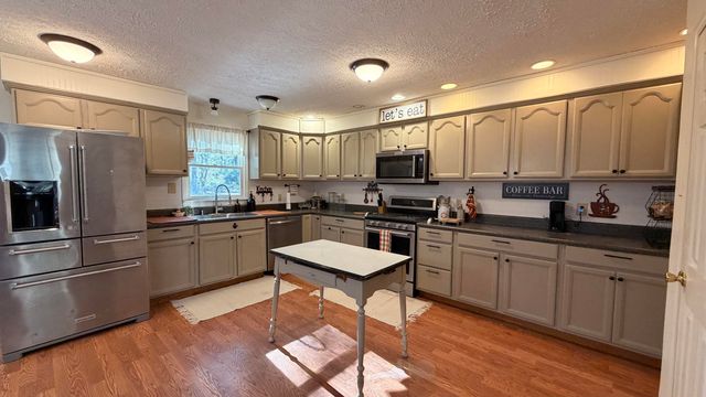 153 Driftwood Drive, Eutawville, SC 29048