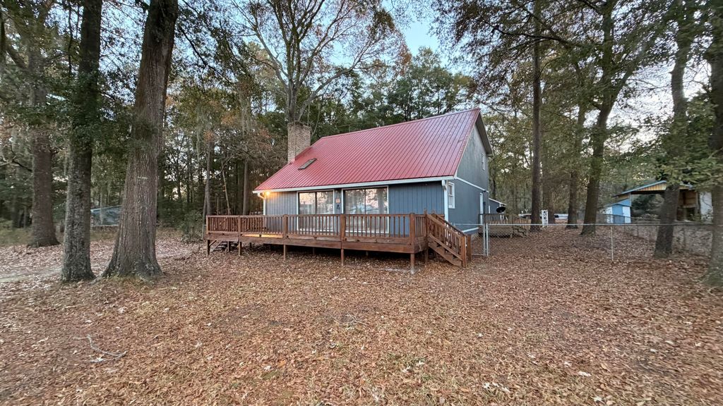 153 Driftwood Drive, Eutawville, SC 29048