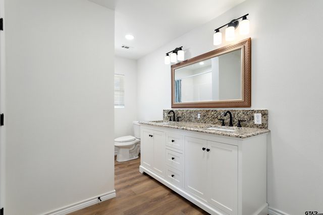 500 W Vance, Tyler, TX 75702