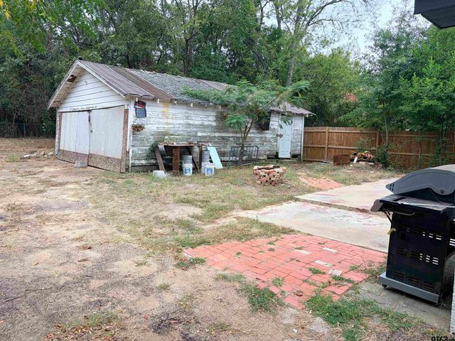 500 W Vance, Tyler, TX 75702