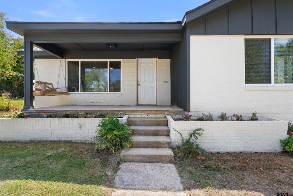 500 W Vance, Tyler, TX 75702