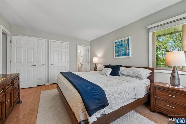17 Tyndall Road, South Brunswick, NJ 08824