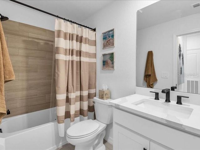 19116 SCALLOP LOOP 303, Lakewood Ranch, FL 34211