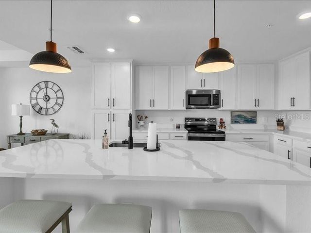 19116 SCALLOP LOOP 303, Lakewood Ranch, FL 34211