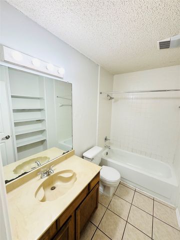 700 Retriever Lane, Mesquite, TX 75150