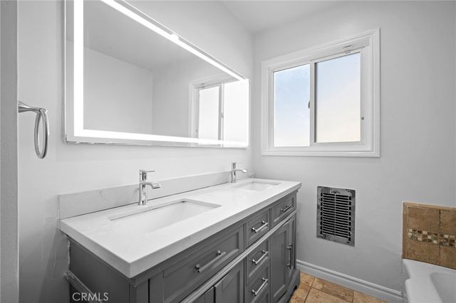 6637 Capps, Reseda, CA 91335