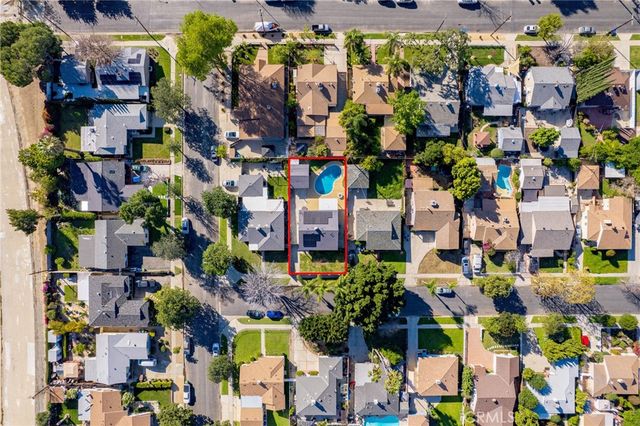 6637 Capps, Reseda, CA 91335