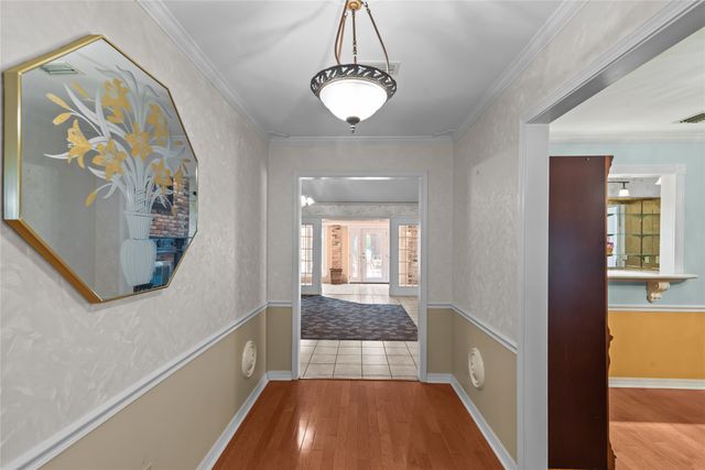 9803 Chase Island Drive, Shreveport, LA 71118