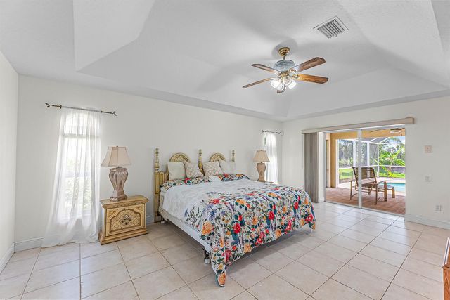 524 SE Nome Drive, Port St. Lucie, FL 34984