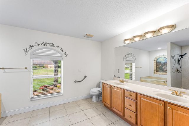 524 SE Nome Drive, Port St. Lucie, FL 34984