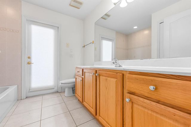 524 SE Nome Drive, Port St. Lucie, FL 34984