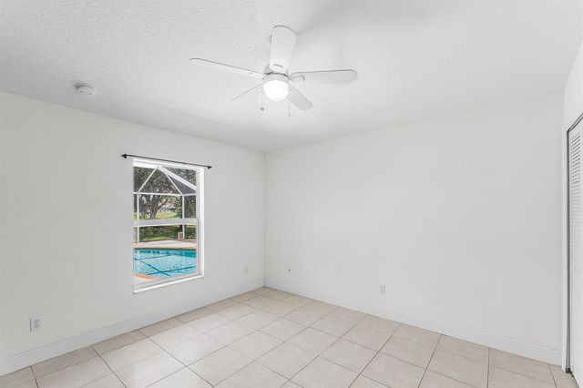 524 SE Nome Drive, Port St. Lucie, FL 34984