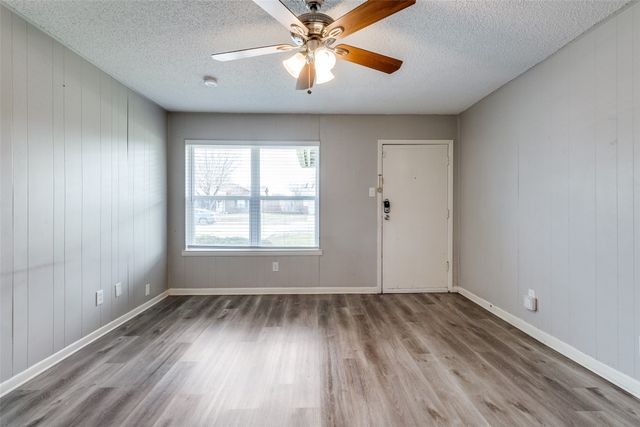 739 Royal Crest Drive, Mesquite, TX 75149