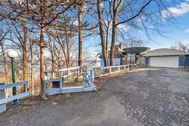 288 S Boulevard, Nyack, NY 10960