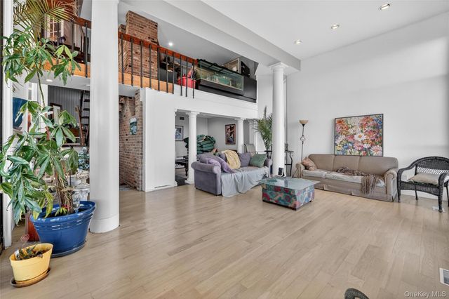 288 S Boulevard, Nyack, NY 10960