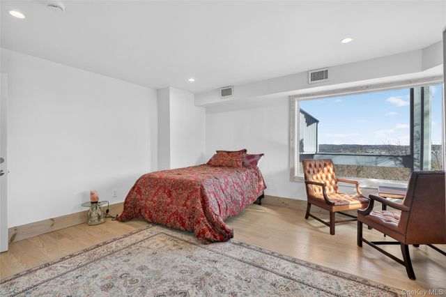 288 S Boulevard, Nyack, NY 10960