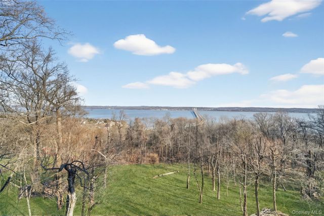 288 S Boulevard, Nyack, NY 10960