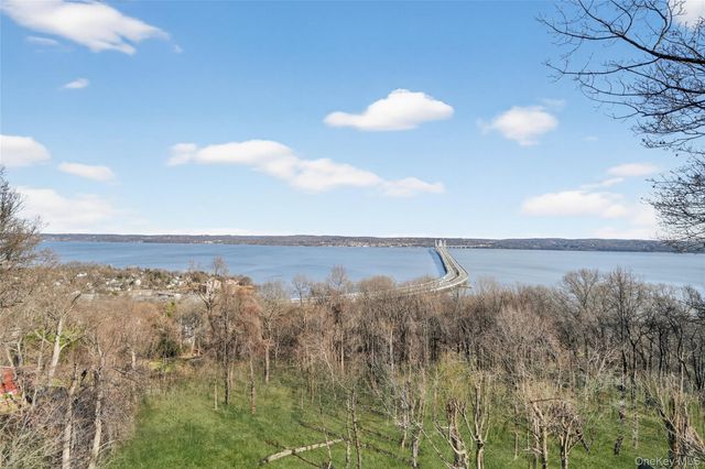 288 S Boulevard, Nyack, NY 10960