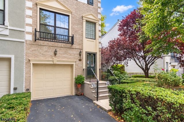 312 Wilshire Dr, Nutley Twp., NJ 07110