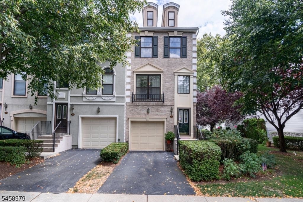 312 Wilshire Dr, Nutley Twp., NJ 07110
