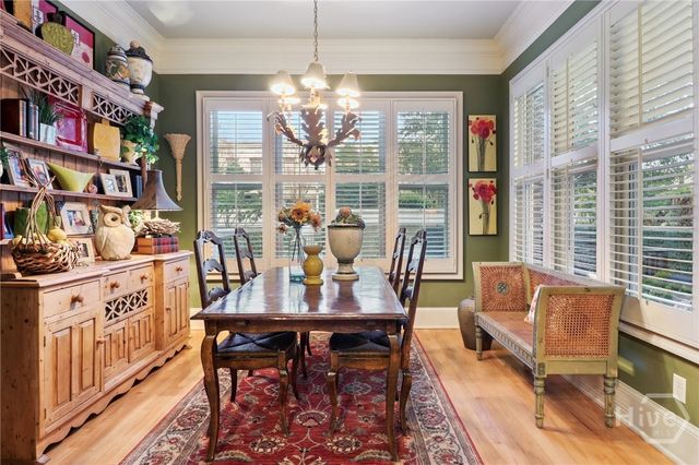 44 Chaucer Street, Savannah, GA 31410