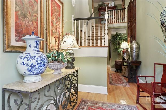 44 Chaucer Street, Savannah, GA 31410