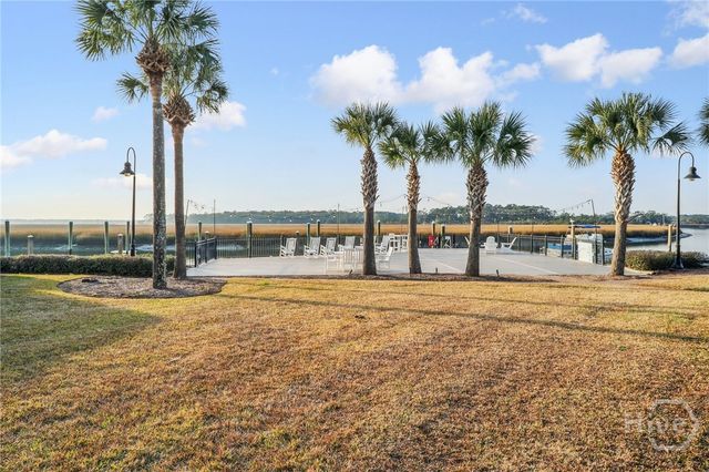 44 Chaucer Street, Savannah, GA 31410