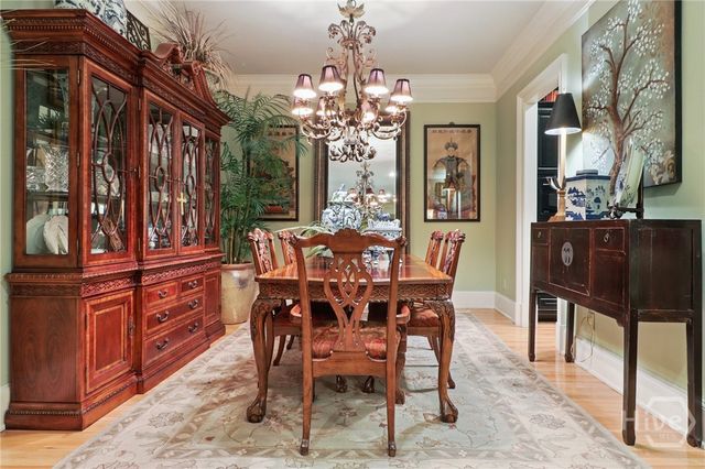 44 Chaucer Street, Savannah, GA 31410