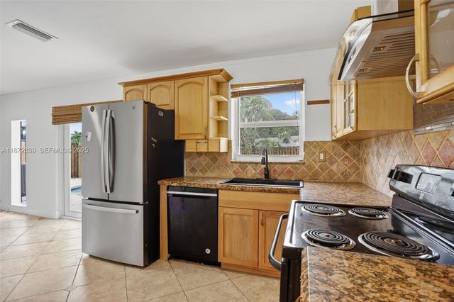2681 NW 63rd Avenue, Margate, FL 33063