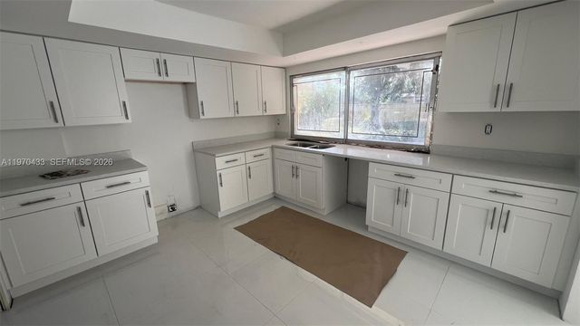 1980 NE 185th Ter, North Miami Beach, FL 33179