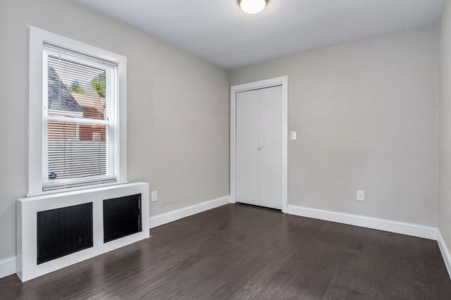 90 Gilbert St, Lawrence, MA 01843